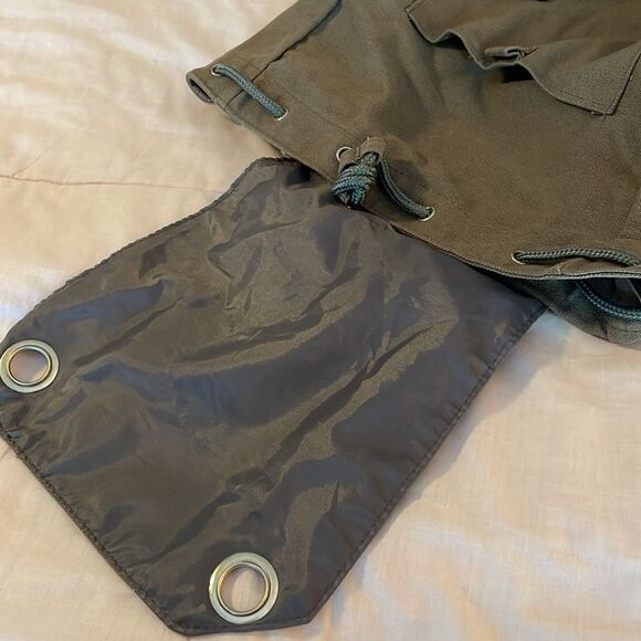 Disney Field & Co Leeds Vacation Club Member Cruise 2017 New backpack w/ keyring - Picture 9 of 13